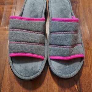 Isotoner Gray Slippers with Pink Trim